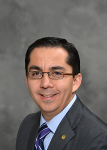Dr. Roberto Coronado 